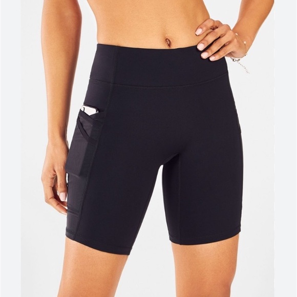 Trinity Motion365 Mid-Rise 9” Short - Picture 1 of 5